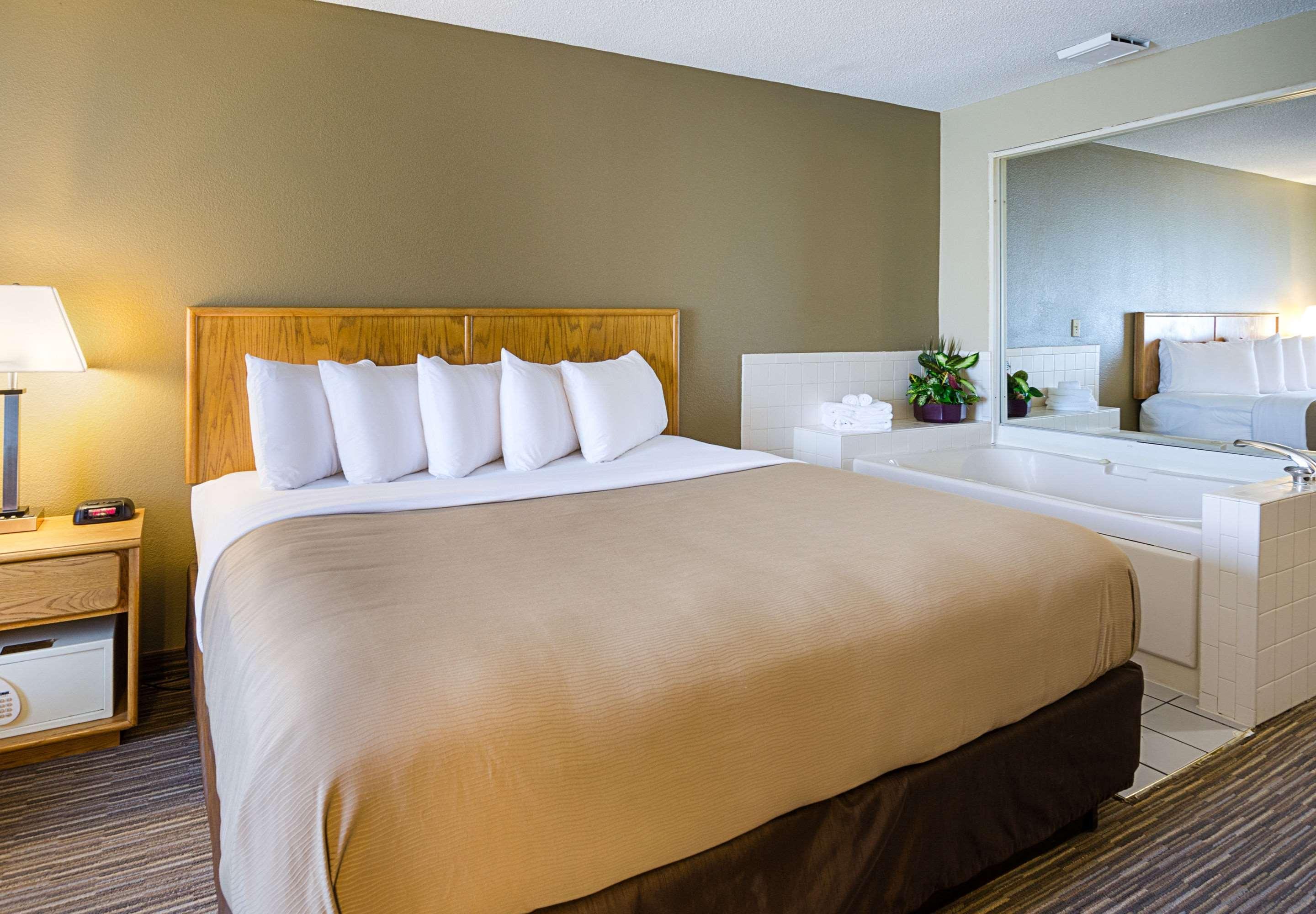 Quality Inn Princeton Luaran gambar